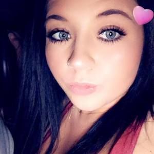 Meet your Posher, Devin